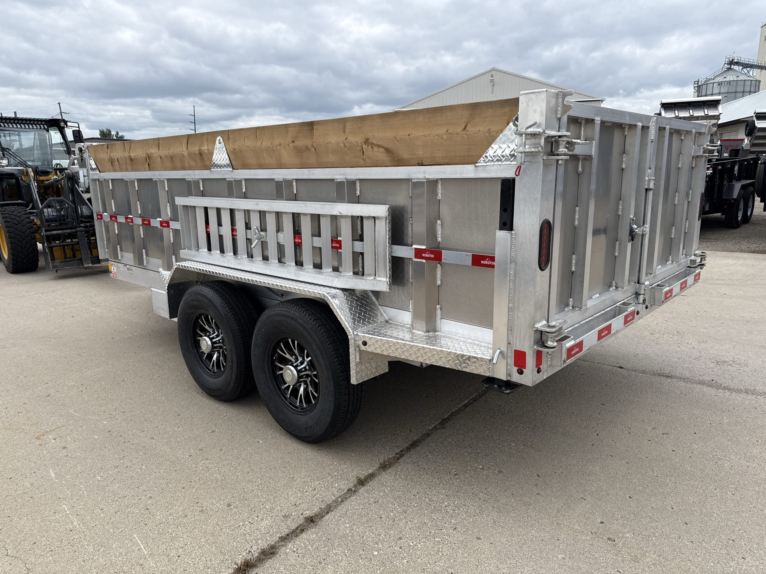 2026 NORDTEK 82X14 FOOT ALUMINUM DUMP TRAILER 2-7000LB AXLES 25065 - Image 2