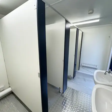 3+1 Toilet Block | 16 x 9 Ft Anti-Vandal | Portable Toilet Block | No 1108 - Image 4