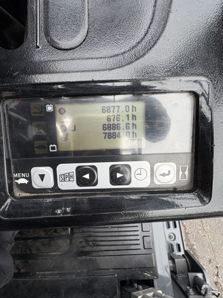 2013 Toyota 8FBCU25 forklift stock 1631 detail 5