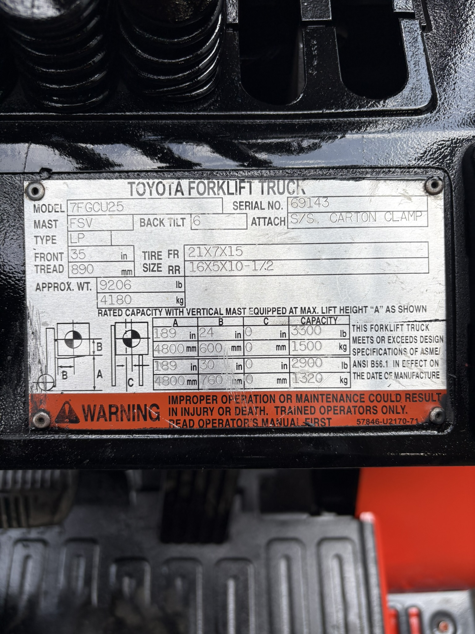 2001 Toyota 7FGCU25 forklift capacity plate