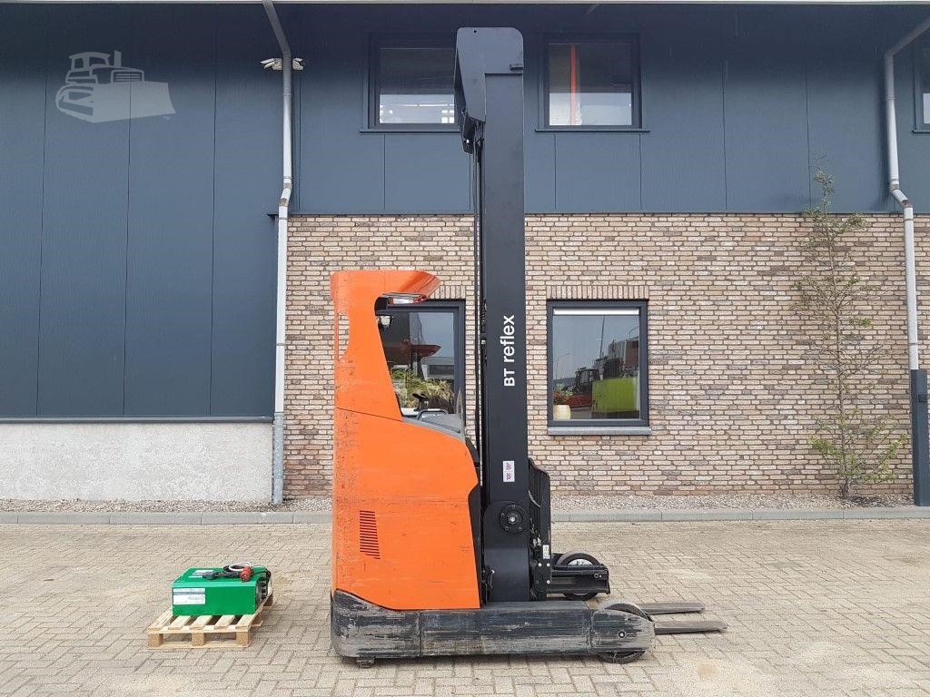 2017 Toyota RRE180H electric reach truck view 1