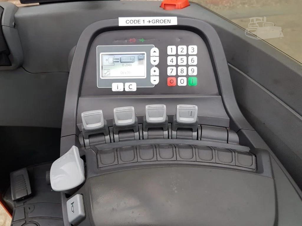 2017 Toyota RRE180H electric reach truck view 6
