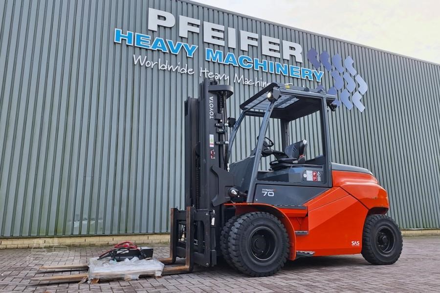 Complete Toyota 9FBM70T electric forklift with both forks