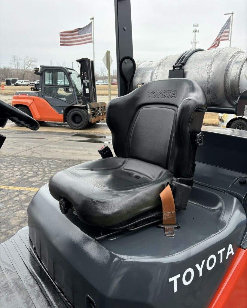 2008 Toyota 8FGCU30 forklift stock 1589 detail 3
