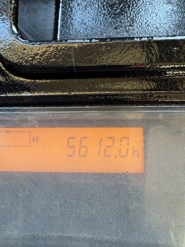 Toyota 8FGU25 forklift hour meter