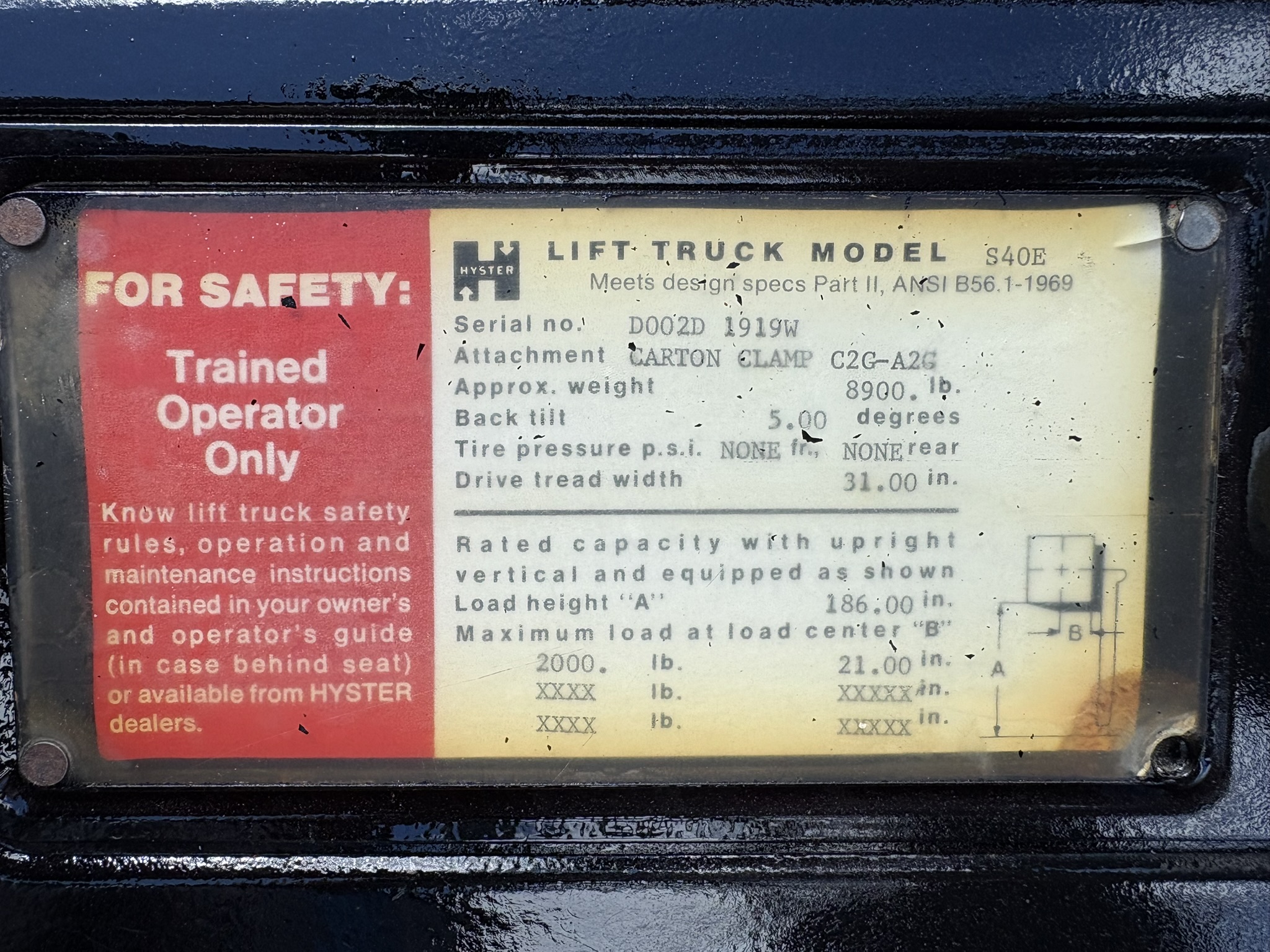 1999 Hyster S40E forklift identification and capacity plate