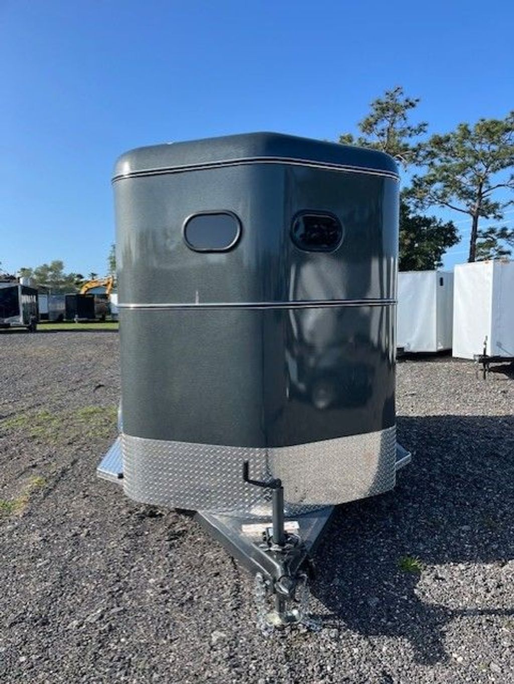2026 Bee Trailers 6x13 Two-Horse Trailer – 7K GVWR stock 15526 view 3